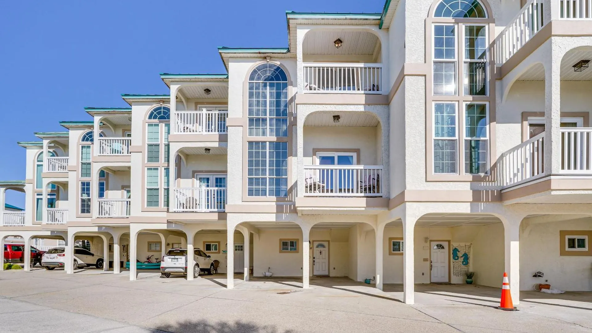 Panama City Beach Townhome With Deck, Ocean Views Ferienhaus Panama Stadt